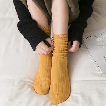 1 Чифт женски памучни чорапи, свободно прави дизайн в ретро стил, Есен-зима, Възли Обикновена Дълга Черно-Розови Корейски, Японски чорапи за студентки